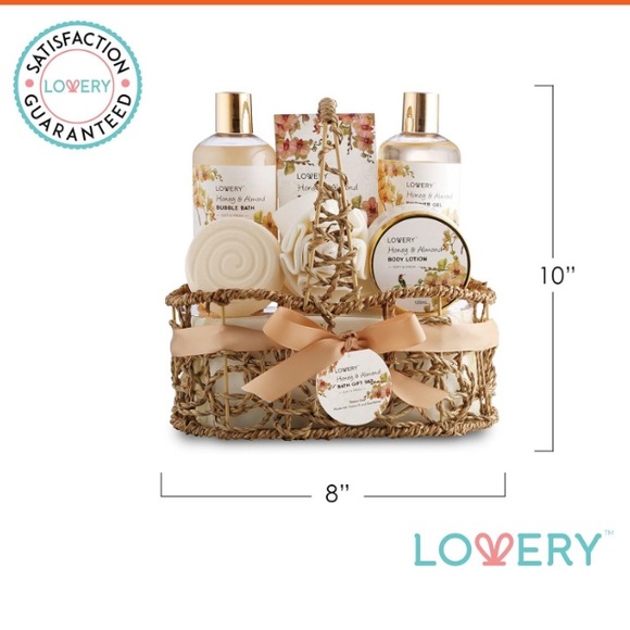 “Lovery” brand, 7 piece bath gift set in honey & almond scent -NWT - Picture 5 of 14